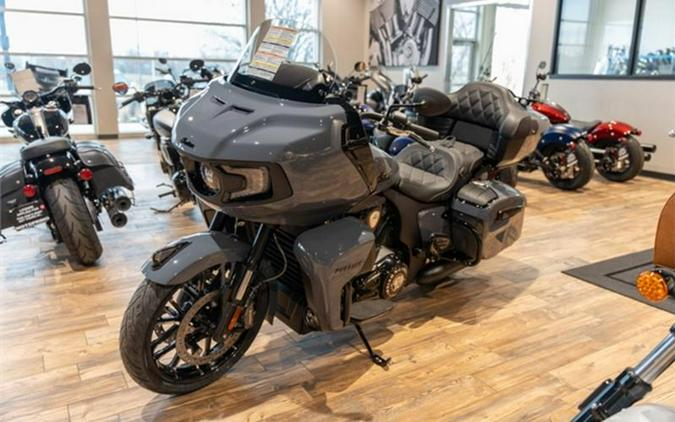 2024 Indian Motorcycle® Pursuit® Dark Horse® with PowerBand Audio Package Stealth Gray