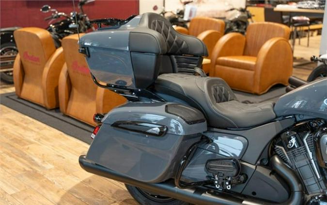 2024 Indian Motorcycle® Pursuit® Dark Horse® with PowerBand Audio Package Stealth Gray