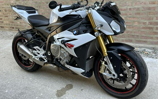 2016 BMW S 1000 R