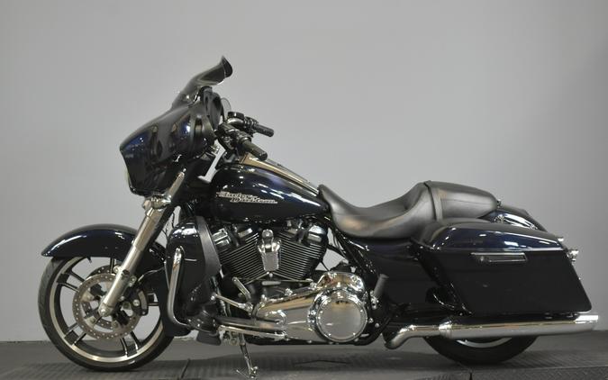 2019 Harley-Davidson Street Glide FLHX