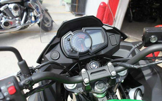 2025 Kawasaki Versys-X 300 ABS