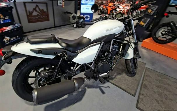 2024 Kawasaki Eliminator® Pearl Robotic White