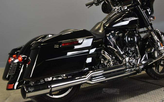 2015 Harley-Davidson Street Glide Special