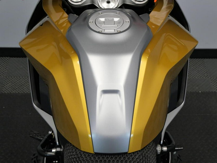 2020 BMW F 900 XR