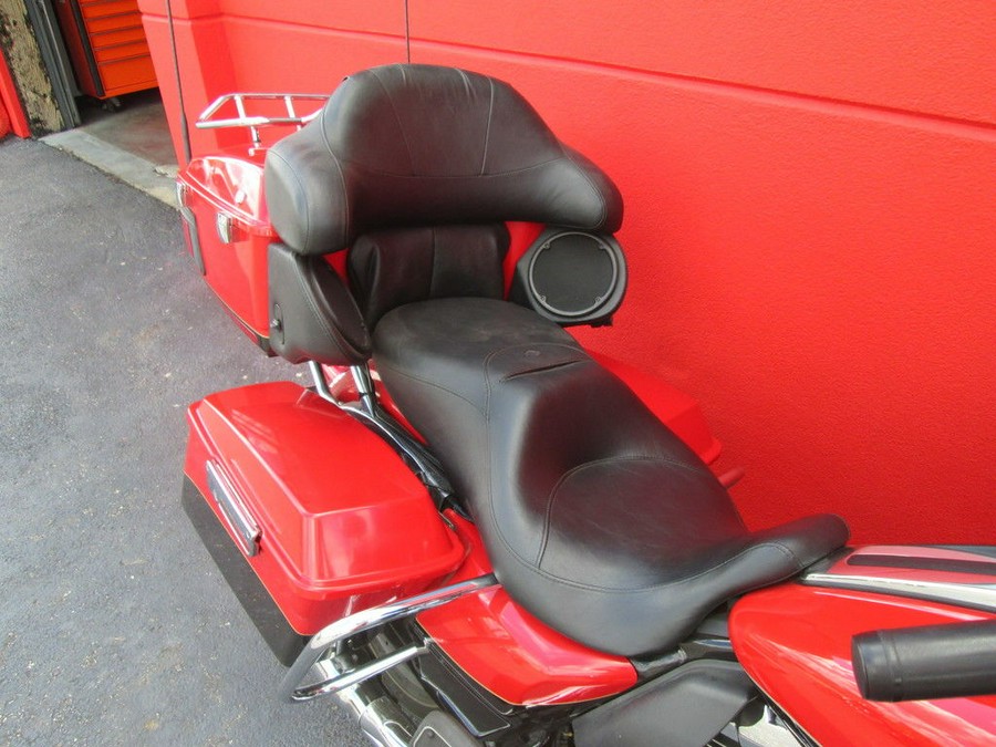 2010 Harley-Davidson® FLHTK - Electra Glide® Ultra Limited