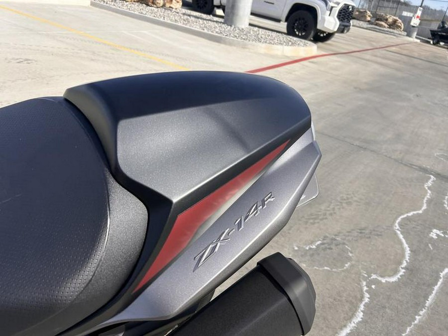 2025 Kawasaki Ninja® ZX™-14R ABS