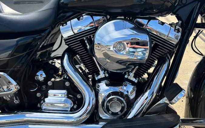 2016 Harley-Davidson Street Glide Special FLHXS