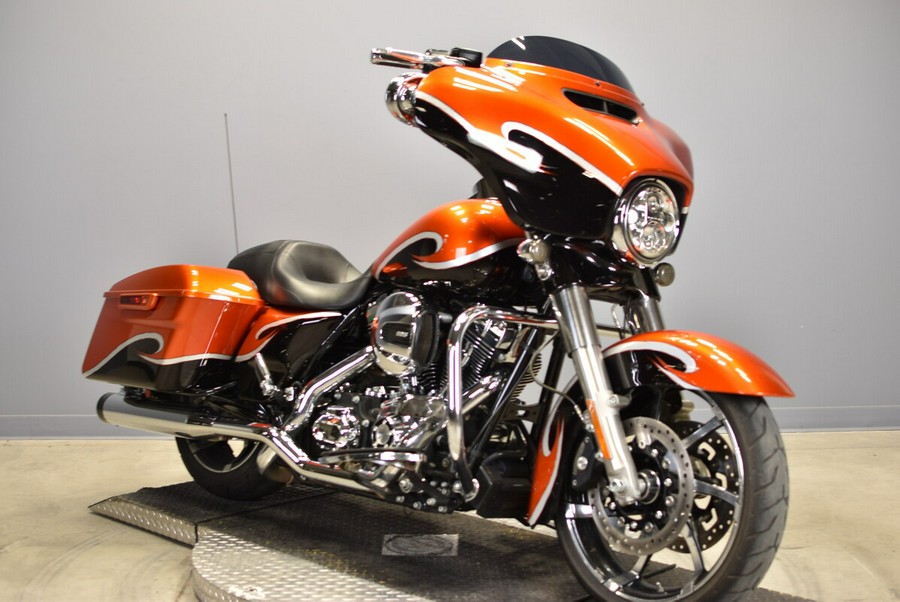2014 Harley-Davidson Street Glide Special FLHXS