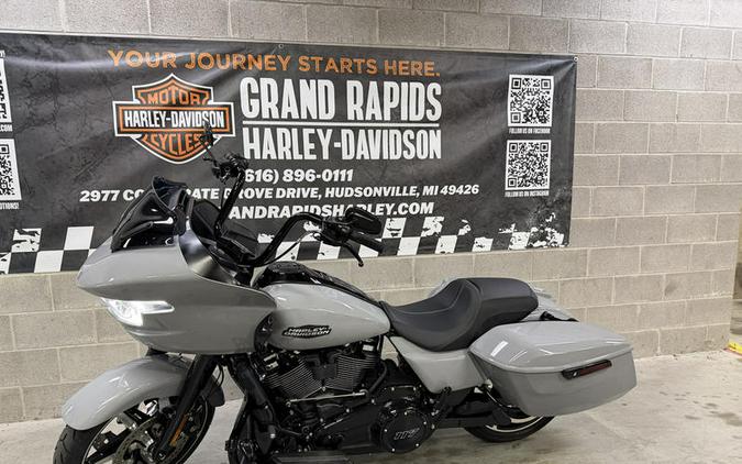 2025 Harley-Davidson® FLTRX - Road Glide®