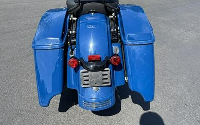 2023 Harley-Davidson Road Glide Special Bright Billiard Blue/Billiard Gray - Black Finish