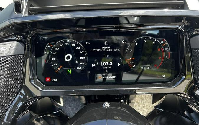 2025 Harley-Davidson® FLTRXSTSE - CVO™ Road Glide® ST