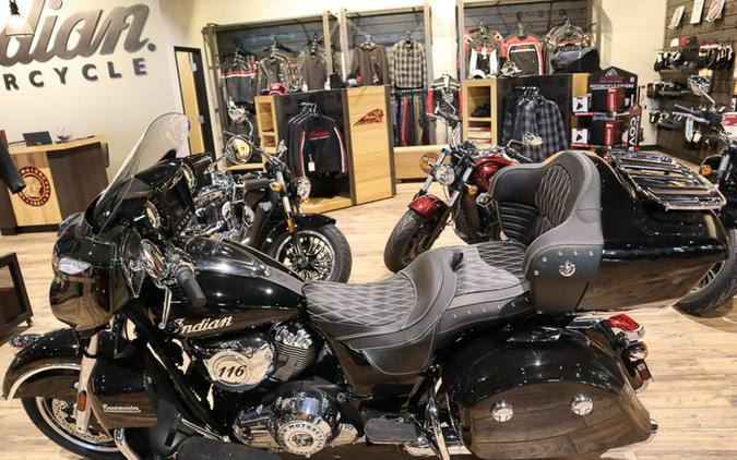 2024 Indian Motorcycle® Roadmaster® Black Metallic