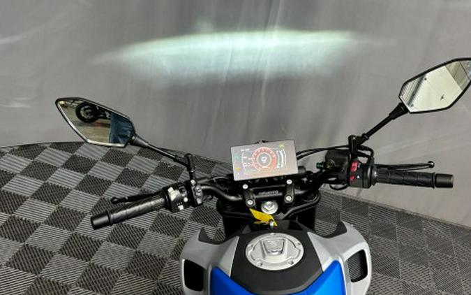 2026 CF MOTO 300 NK