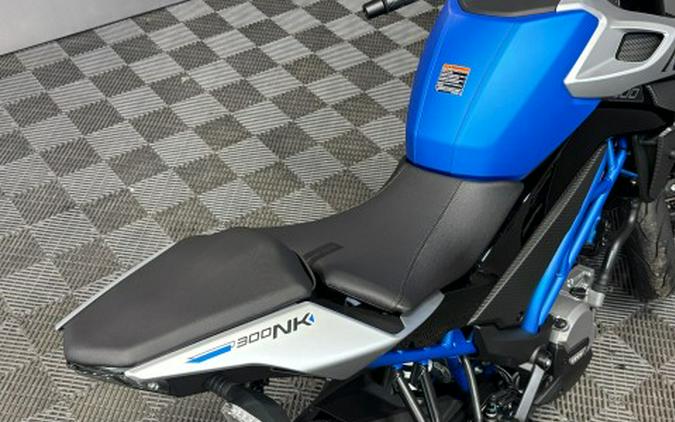 2026 CF MOTO 300 NK