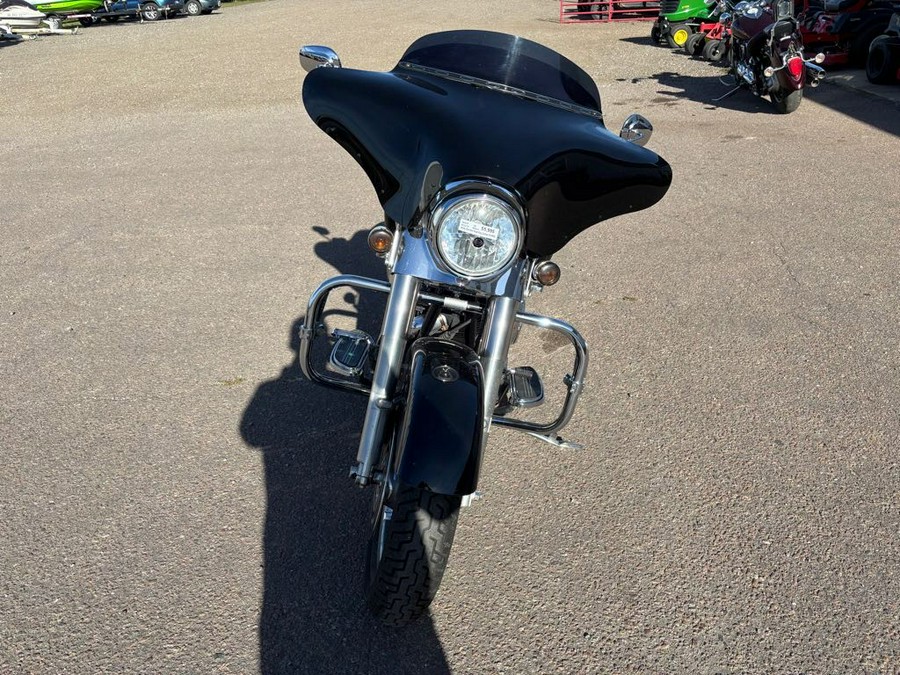2006 Harley-Davidson® ROAD KING CUSTOM (FLHRSI)