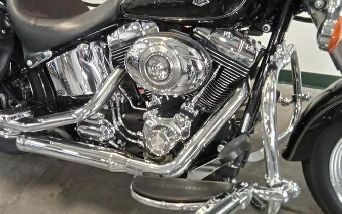 2009 Harley-Davidson® FLSTC - Heritage Softail®