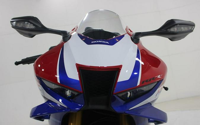 2026 Honda CBR1000RR-R Fireblade SP