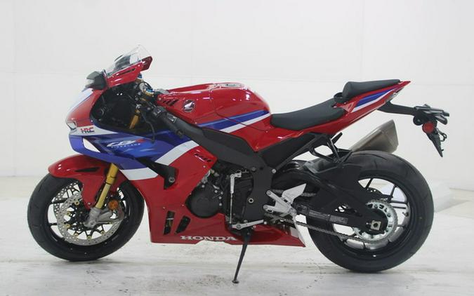2026 Honda CBR1000RR-R Fireblade SP