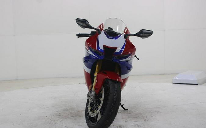 2026 Honda CBR1000RR-R Fireblade SP