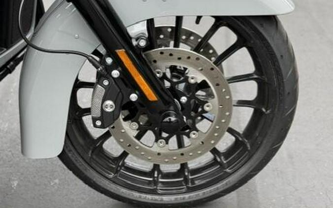 2025 Harley-Davidson Tri Glide Ultra FLHTCUTG