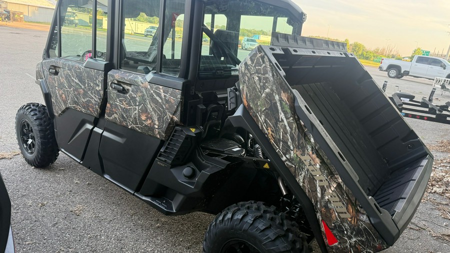 2026 Can-Am Defender MAX XT CAB HD11