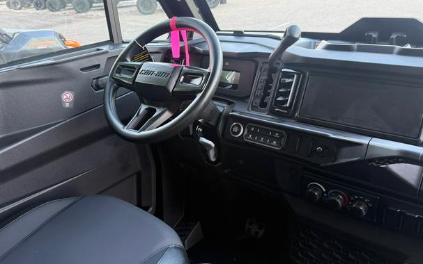 2026 Can-Am Defender MAX XT CAB HD11