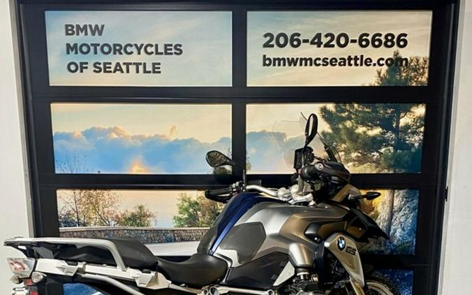 2017 BMW R 1200 GS Rally Technology Frozen Blue / Light Grey Metallic