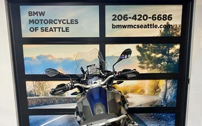 2017 BMW R 1200 GS Rally Technology Frozen Blue / Light Grey Metallic