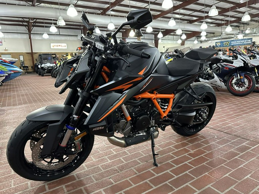 2024 KTM 1390 Super Duke R EVO