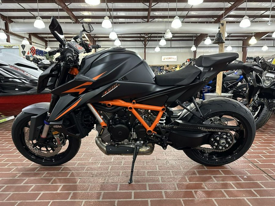 2024 KTM 1390 Super Duke R EVO