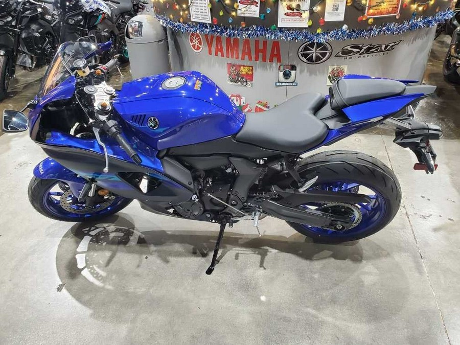 2024 Yamaha YZF-R7