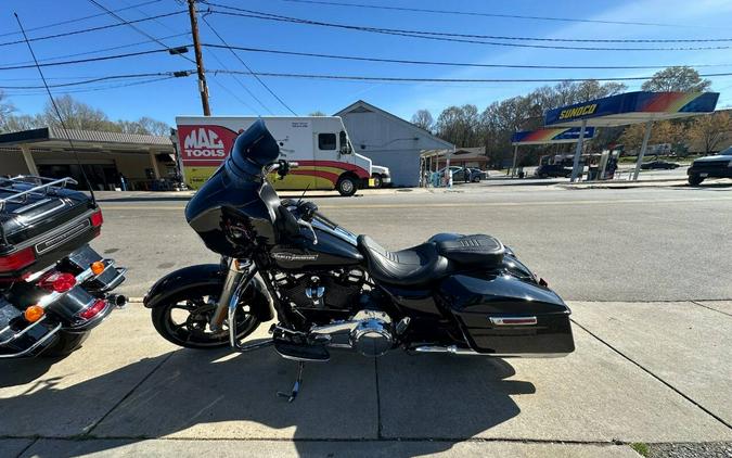 2022 Harley-Davidson Street Glide FLHX