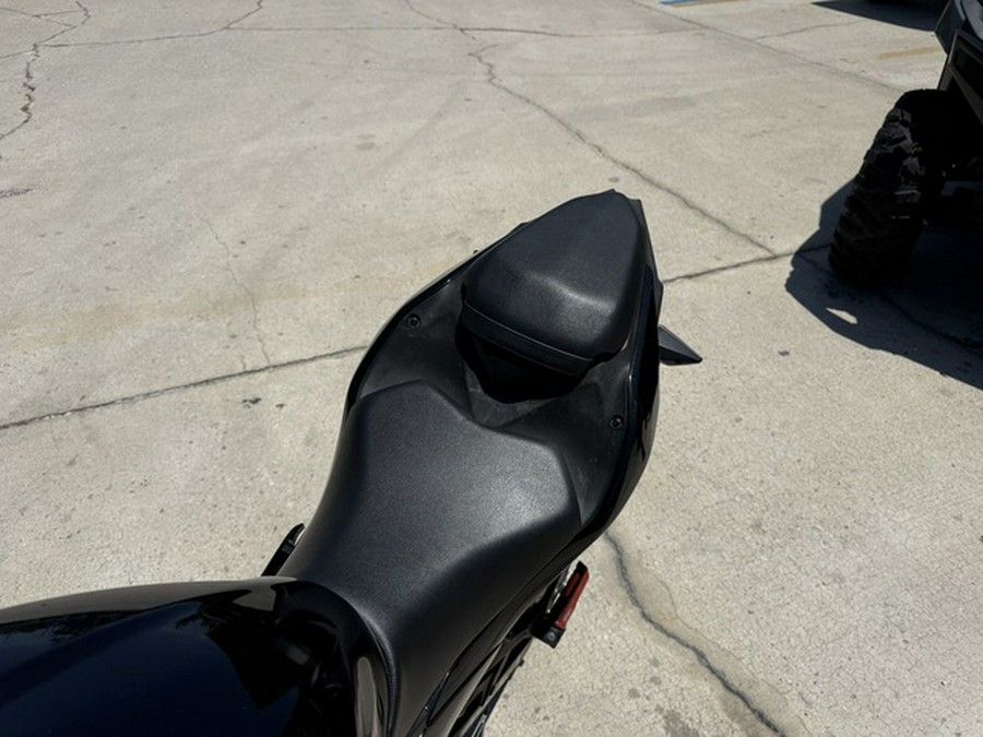 2024 Kawasaki Ninja 500 KRT Edition