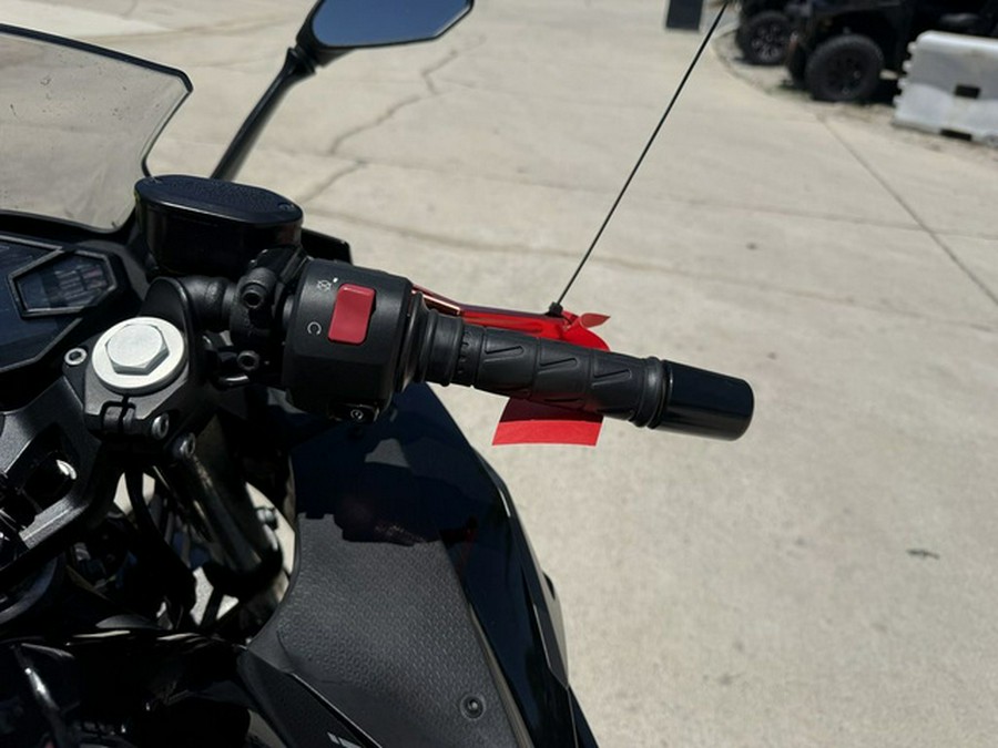 2024 Kawasaki Ninja 500 KRT Edition