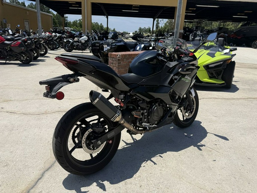 2024 Kawasaki Ninja 500 KRT Edition
