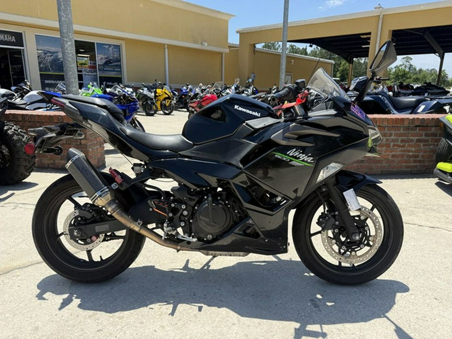 2024 Kawasaki Ninja 500 KRT Edition