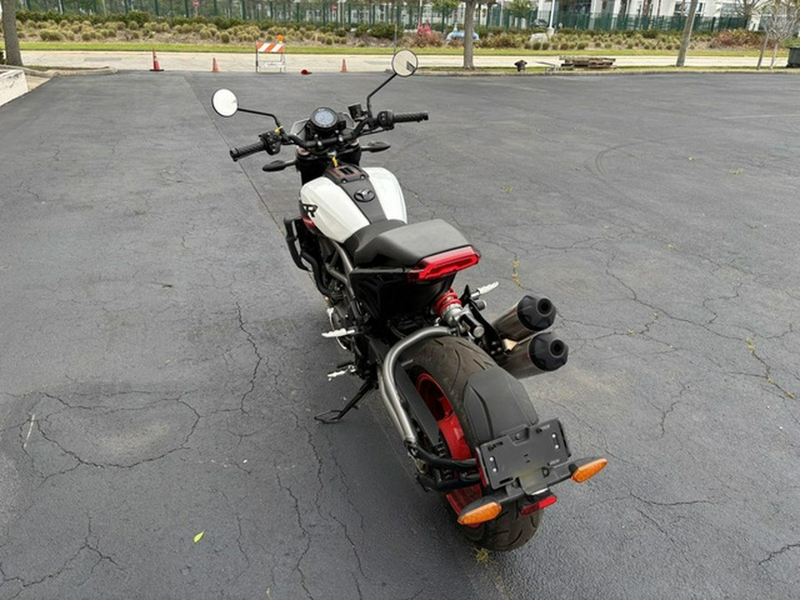 2023 Indian FTR Sport White LightningIndy Red