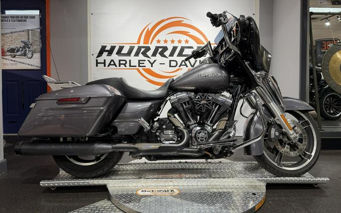 FLHXS 2015 Street Glide Special