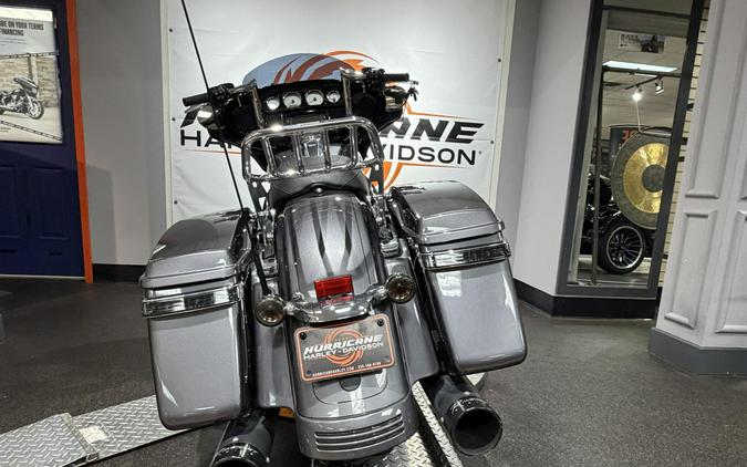 FLHXS 2015 Street Glide Special