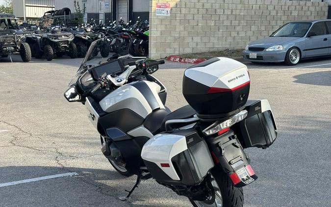 2023 BMW R 1250 RT Alpine White