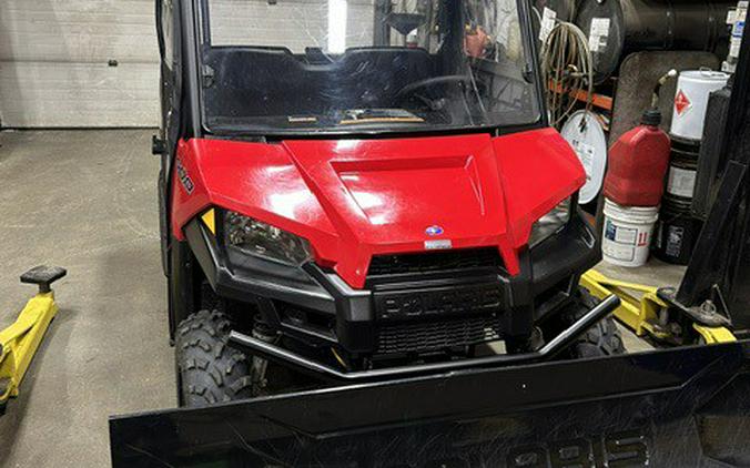 2020 Polaris RANGER 500 RED WITH POLY ROOF WINDSHIELD REAR WINDOW, CANVAS DOORS & PLOW