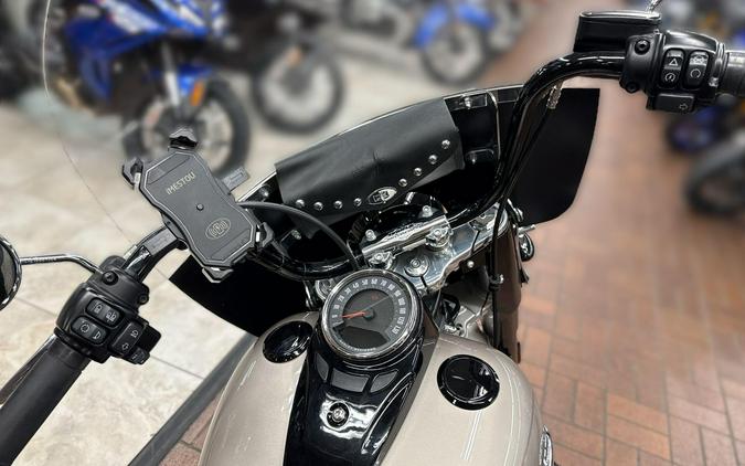 2018 HARLEY Softail Heritage Classic