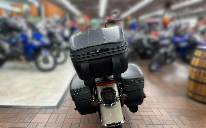 2018 HARLEY Softail Heritage Classic