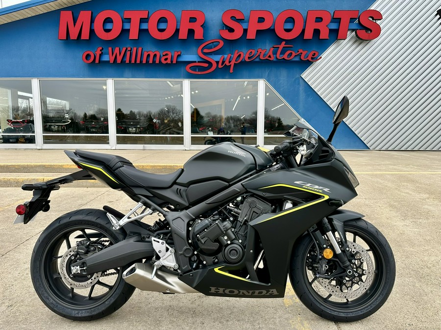 2026 Honda CBR650R E-Clutch