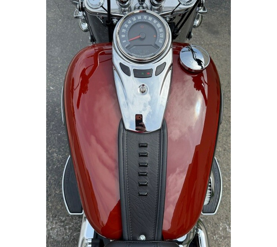 2024 Harley-Davidson® Heritage Classic