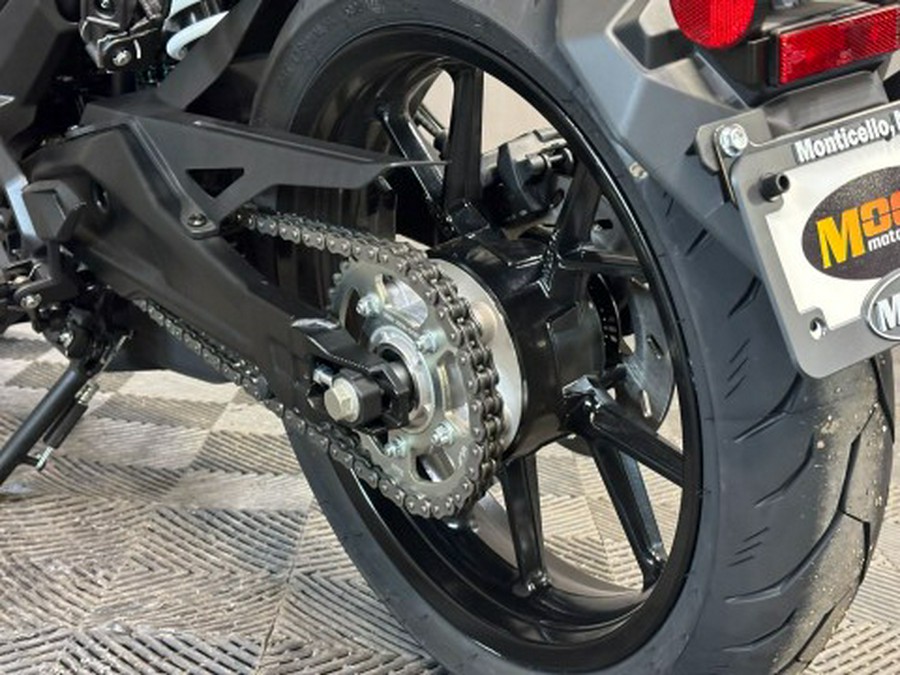 2026 CF MOTO 300 NK