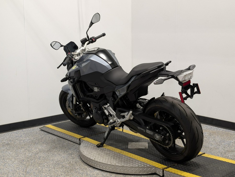 2023 BMW F 900 R