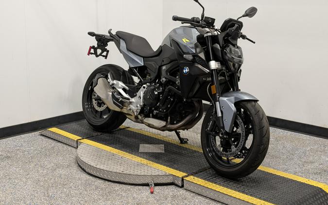 2023 BMW F 900 R