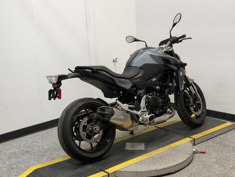 2023 BMW F 900 R