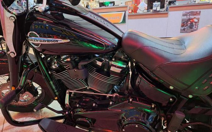 2019 Harley-Davidson® FLHC - Softail® Heritage Classic